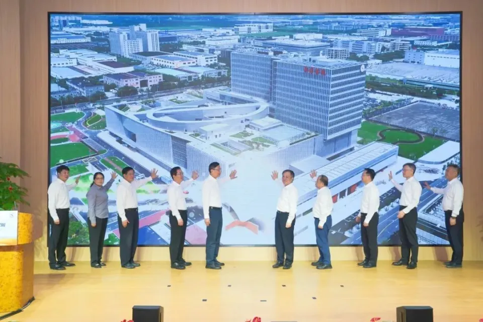 熱烈祝賀新華醫院奉賢院區正式啟用！